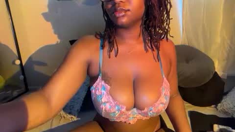 Sunni online show from June 24, 11:53 am