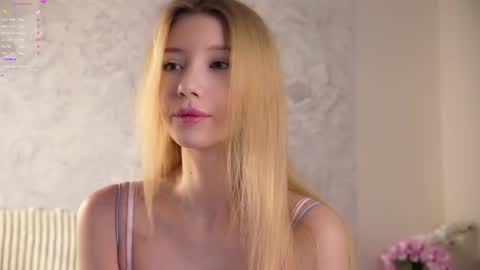Lily online show from April 29, 2:53 pm