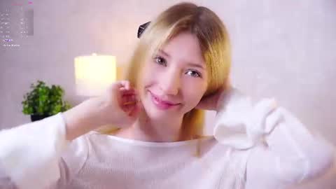 Lily online show from June 13, 2:36 pm