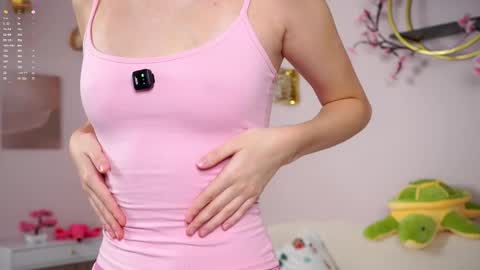 Lily online show from February 23, 3:33 pm