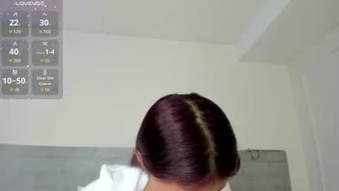 sunnywhitee online show from June 30, 7:24 pm