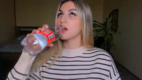 sunsetwithava online show from March 10, 12:09 pm