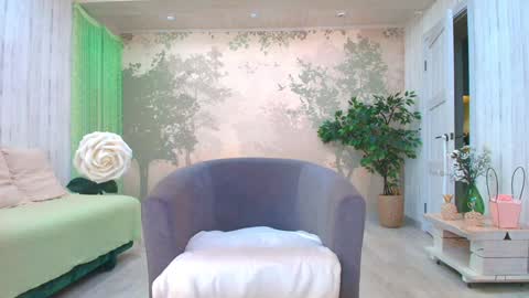 Eva  online show from November 23, 4:15 am