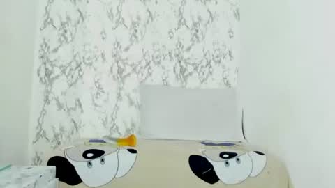 suri online show from May 12, 4:13 pm