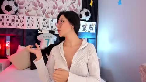 Susann online show from June 20, 11:47 am