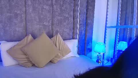 Susann online show from July 6, 11:59 am