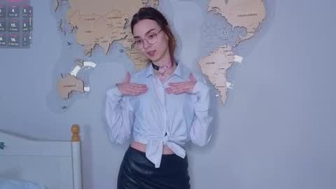 susannahtrojahn online show from February 12, 3:14 pm