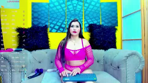 Snapshot of susanslim chatting on October 19, 1:46 pm susanslim online show from October 19, 1:46 pm