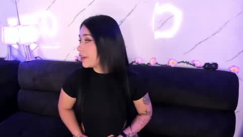 susanvilla online show from July 14, 11:48 am