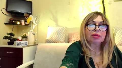 SusiexNoreen online show from February 26, 6:34 am