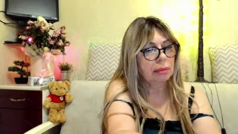 SusiexNoreen online show from June 30, 1:49 am
