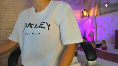   online show from March 16, 11:58 am