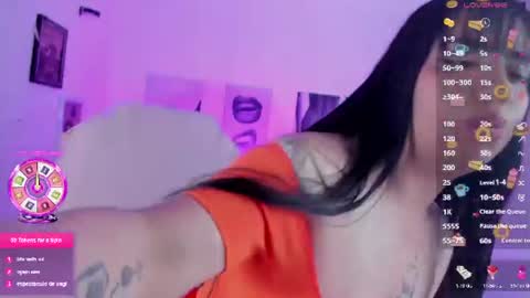 sussy_vanguash online show from July 17, 4:32 pm