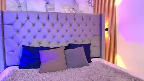 suxan_white online show from February 24, 1:32 pm