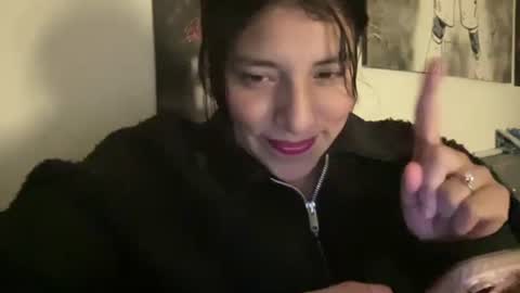 Suzy online show from October 22, 4:06 am