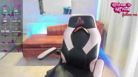 Alice online show from January 28, 8:47 pm