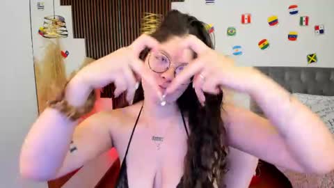 Alice online show from July 8, 7:38 pm