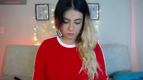 Bella Valery online show from May 2, 10:02 pm