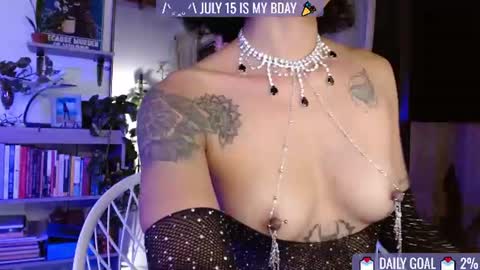 Tutti  online show from July 14, 2:05 am