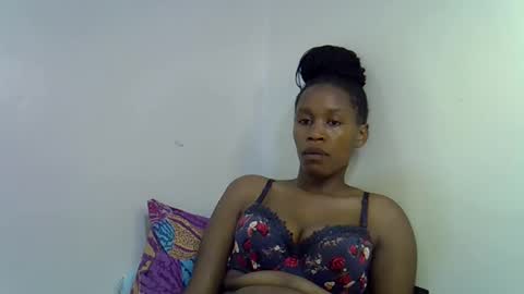 Snapshot of sweet_brown9 chatting on October 9, 7:18 pm sweet_brown9 online show from October 9, 7:18 pm