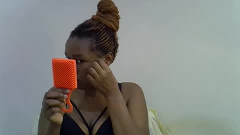 Snapshot of sweet_brown9 chatting on September 16, 9:39 am sweet_brown9 online show from September 16, 9:39 am