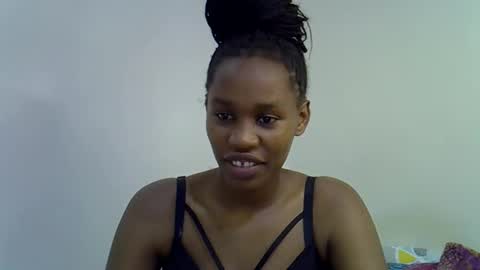 Snapshot of sweet_brown9 chatting on October 8, 7:24 am sweet_brown9 online show from October 8, 7:24 am