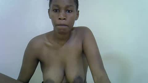 Snapshot of sweet_brown9 chatting on October 5, 7:02 am sweet_brown9 online show from October 5, 7:02 am