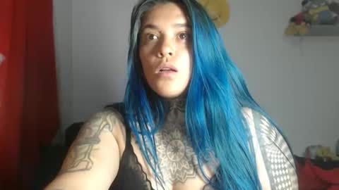 Bubbles online show from October 31, 3:52 am