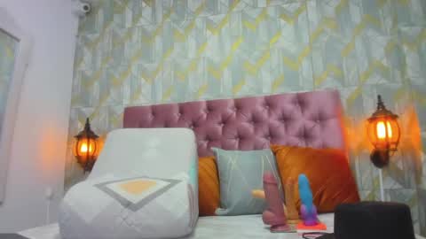 sweet_candy_sex1 online show from April 29, 12:36 am