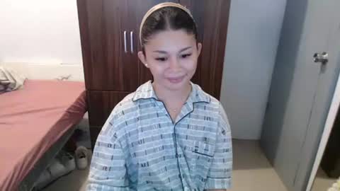 sweet_cassyxx online show from January 17, 6:37 pm