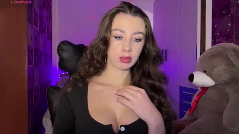 Sweet Cherry online show from November 30, 1:15 pm