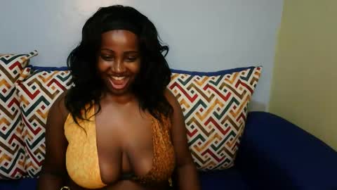 Snapshot of sweet_dollo chatting on October 5, 4:01 pm sweet_dollo online show from October 5, 4:01 pm