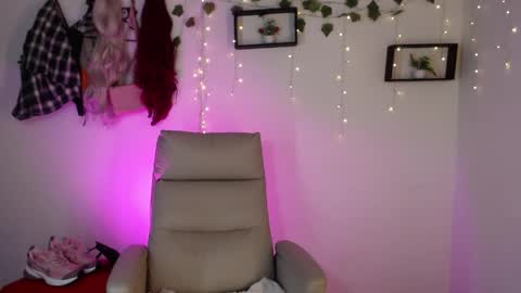 carolina online show from June 7, 9:43 pm