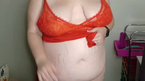 Snapshot of sweet_gracie chatting on September 19, 3:27 am Sweet Gracie online show from September 19, 3:27 am