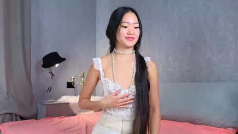 Snapshot of sweet_is_kim2 chatting on September 26, 6:22 am Kim online show from September 26, 6:22 am