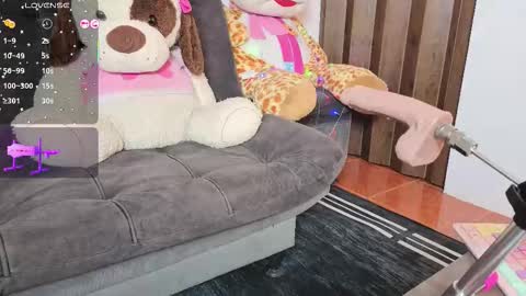 KhristieJoin The Fan Club online show from December 23, 5:44 am