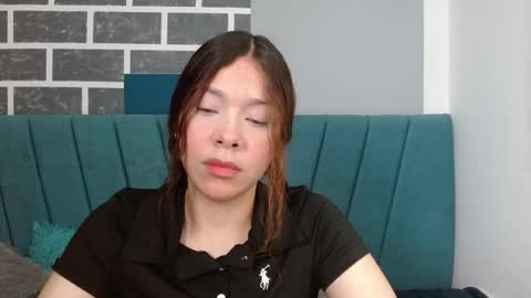 sweet_kitty_05 online show from May 4, 1:42 am