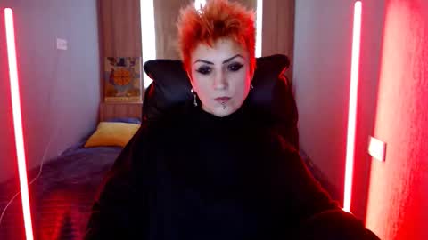 sweet_n_strong online show from March 18, 11:59 am