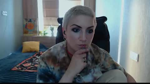 sweet_n_strong online show from June 11, 11:18 am