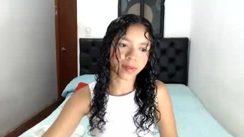 petite sweet online show from June 19, 12:52 pm