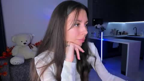 Ashley online show from November 6, 6:36 pm