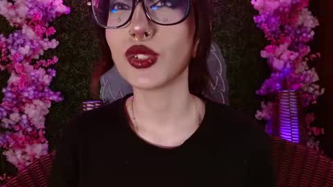 Roxanee online show from June 23, 8:40 pm