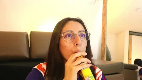 Sammy Lauren online show from May 4, 7:28 pm