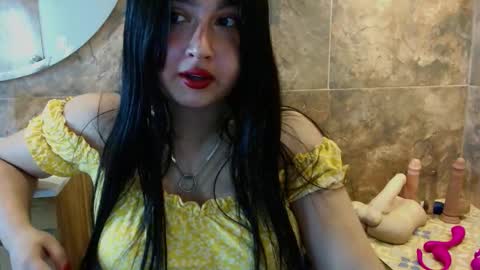 S W E E T online show from November 29, 8:57 pm