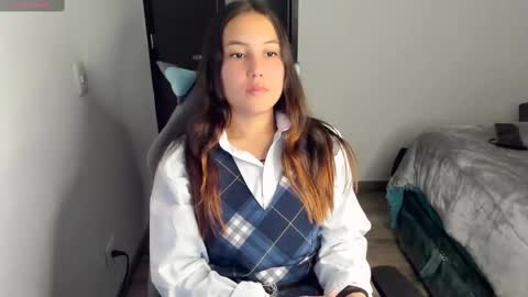     online show from February 25, 9:31 am