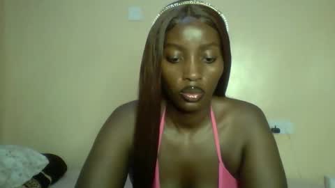 Snapshot of sweet_zuri3 chatting on September 18, 5:06 am zuri online show from September 18, 5:06 am