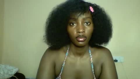 Snapshot of sweet_zuri3 chatting on September 24, 3:05 am zuri online show from September 24, 3:05 am