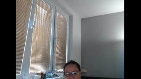 Sweetboobs85h online show from June 25, 6:51 am