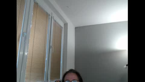 Sweetboobs85h online show from April 30, 5:51 pm