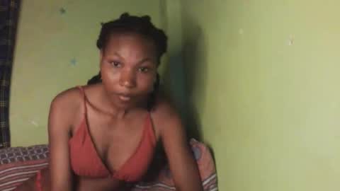 Snapshot of sweetcandy910 chatting on October 16, 7:27 pm sweetcandy910 online show from October 16, 7:27 pm